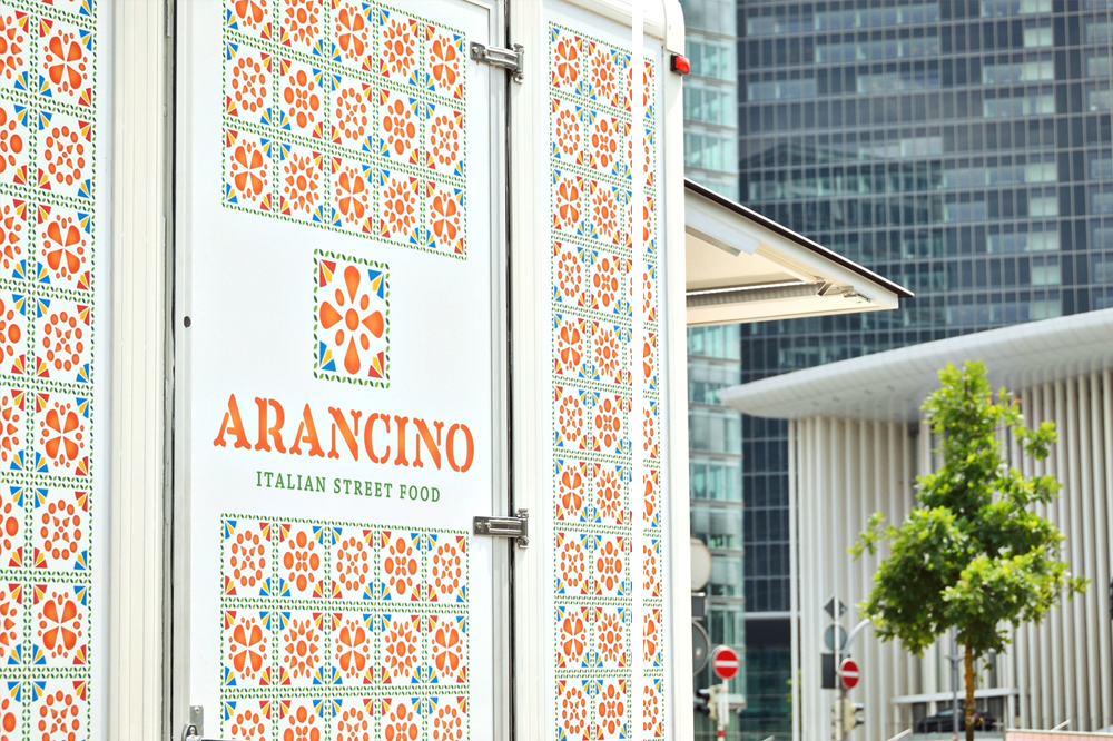 arancino-puerta-street-food-design-branding-food-truck-luxemburgo-sicilia-barcelona-diseño